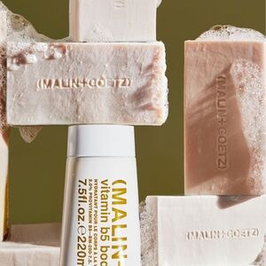 Malin Goetz vitamin b5 hydrating bar - rum 1.7 oz.